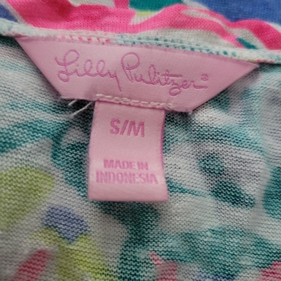 Lilly pulitzer Hartwell Boxy LINEN V- neck top. - Picture 8 of 11